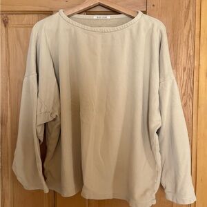 Black Crane Boyfriend Pullover in Natural.